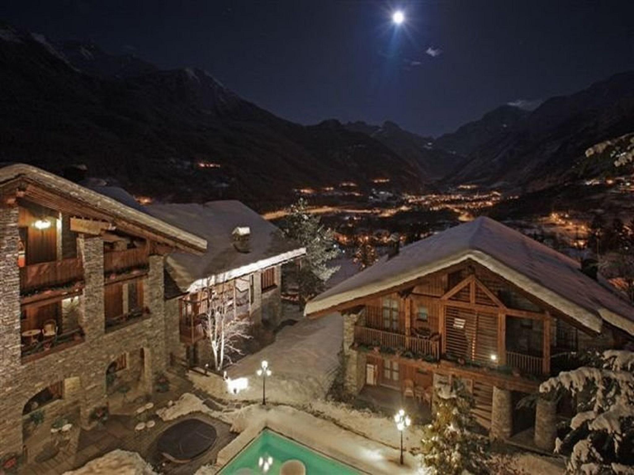 Hotel Village Montana By Les Etincelles Tignes Dış mekan fotoğraf
